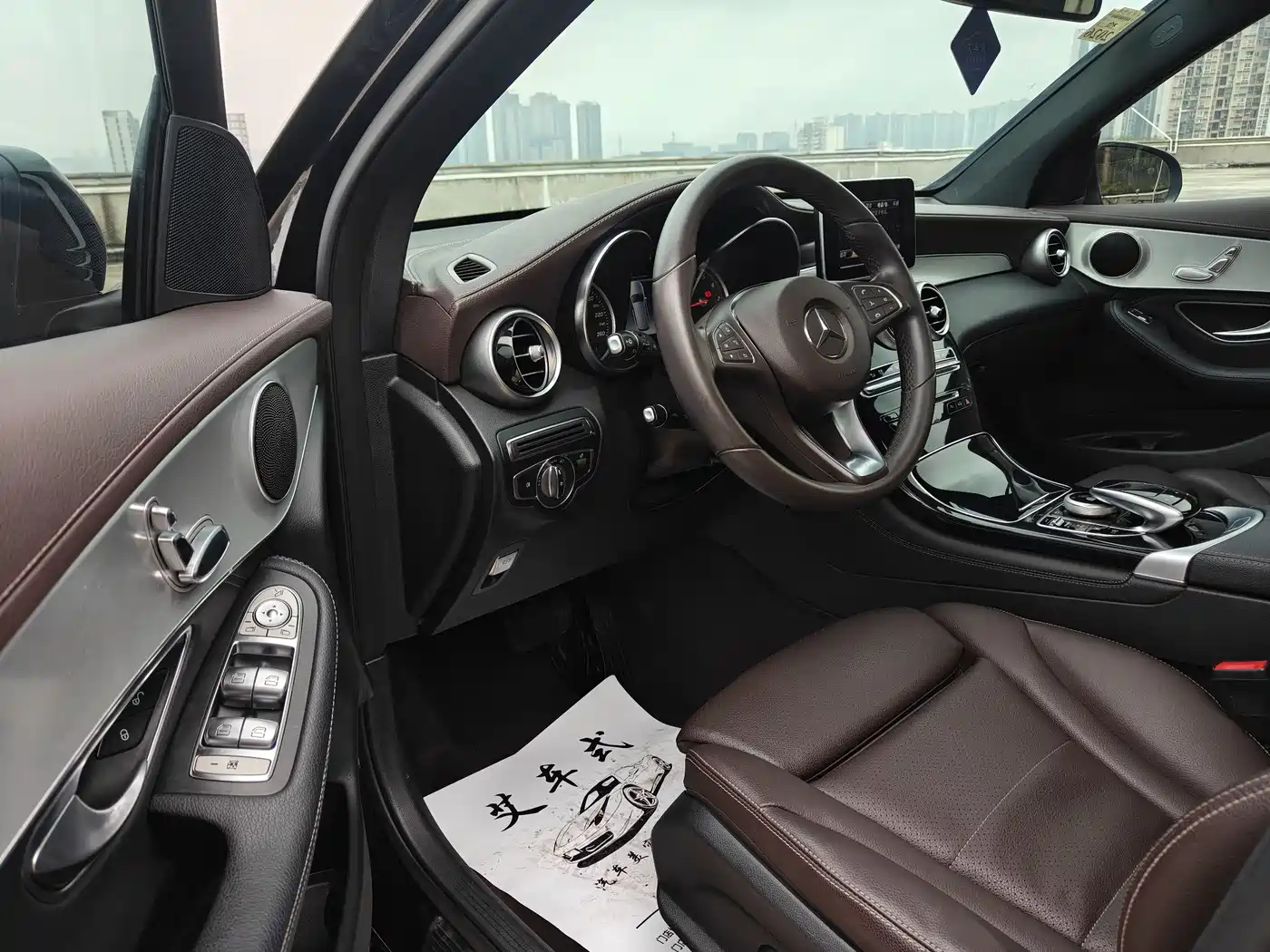 Mercedes-Benz GLC 2019 Model GLC 200 L 4MATIC фото 14