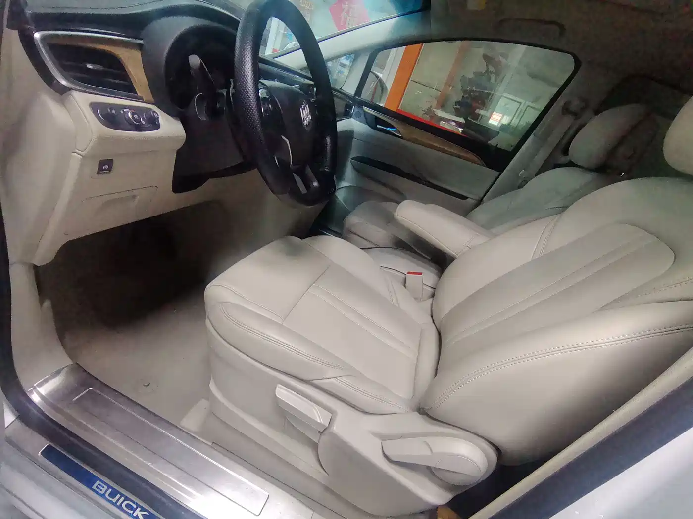 Buick GL8 2017 ES 28T Comfort Type China V фото 6