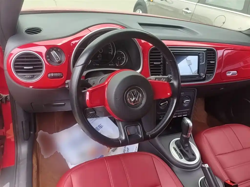 Volkswagen Beetle 2015 180TSI фото 11