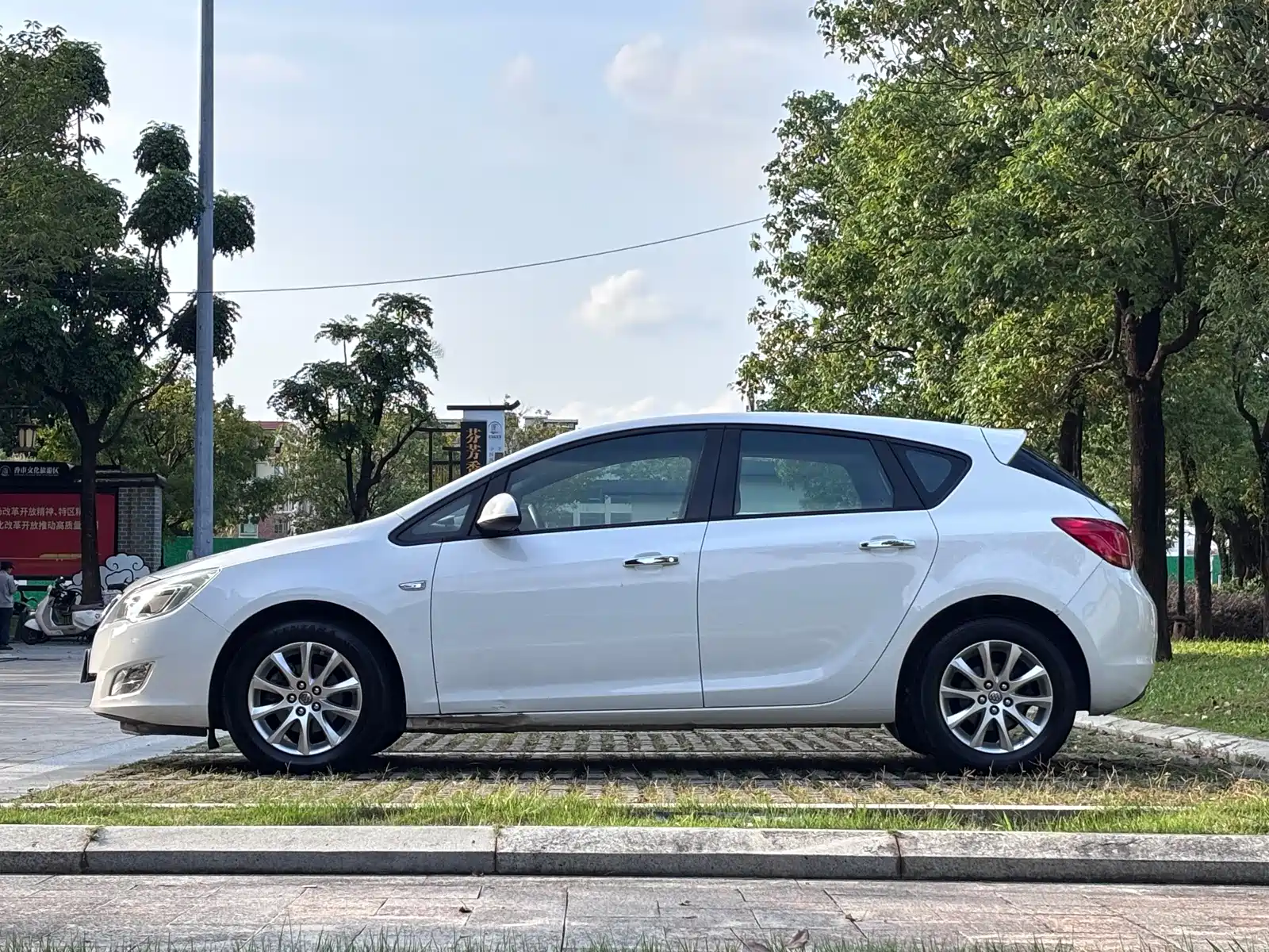 Фото 4 - Buick Excelle
