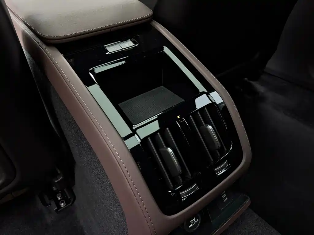 Volvo S90 2026 2026 B5 Zhiyi Luxury Edition