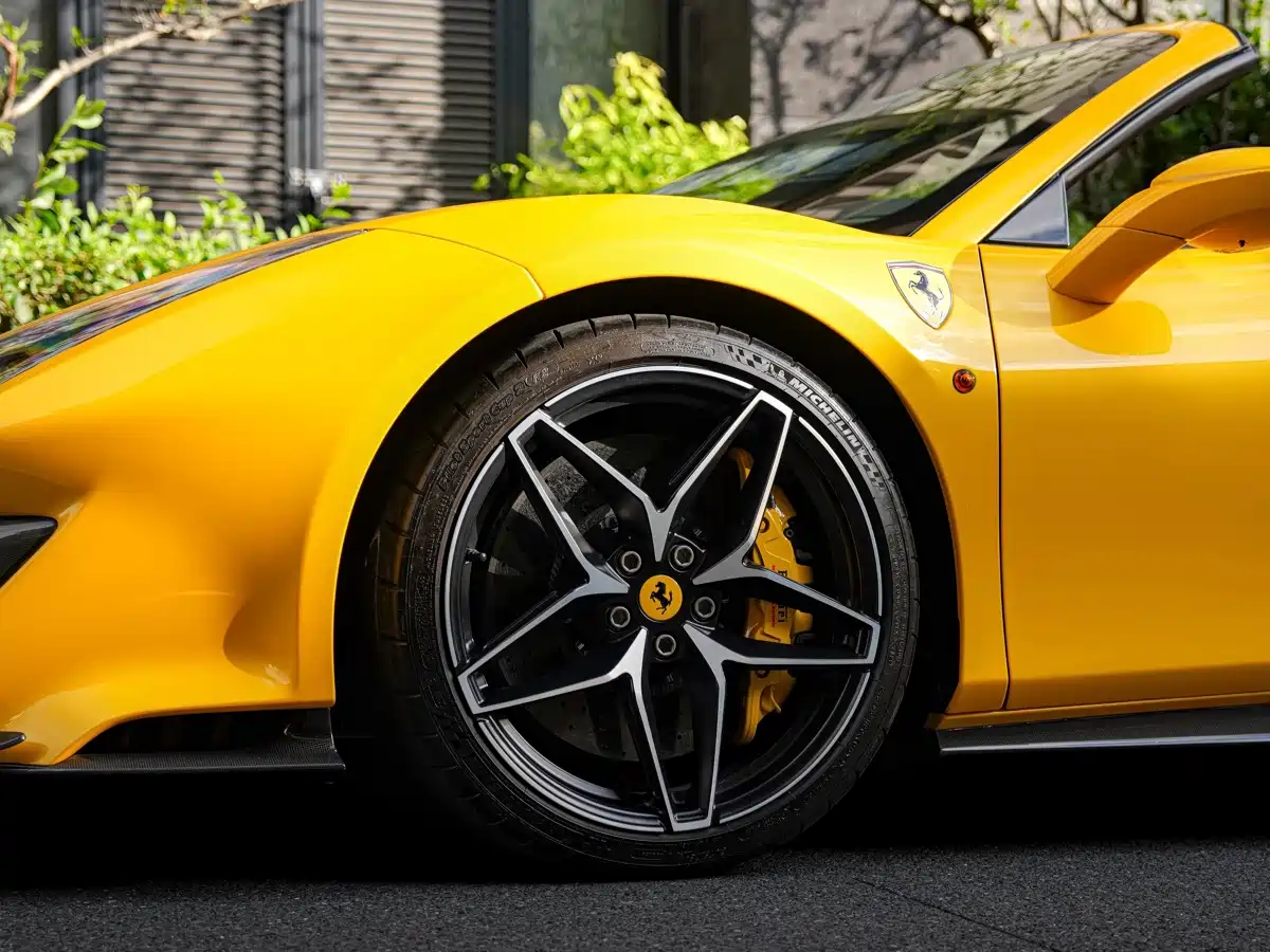 Ferrari 488 2019 2019 488 Pista Spider