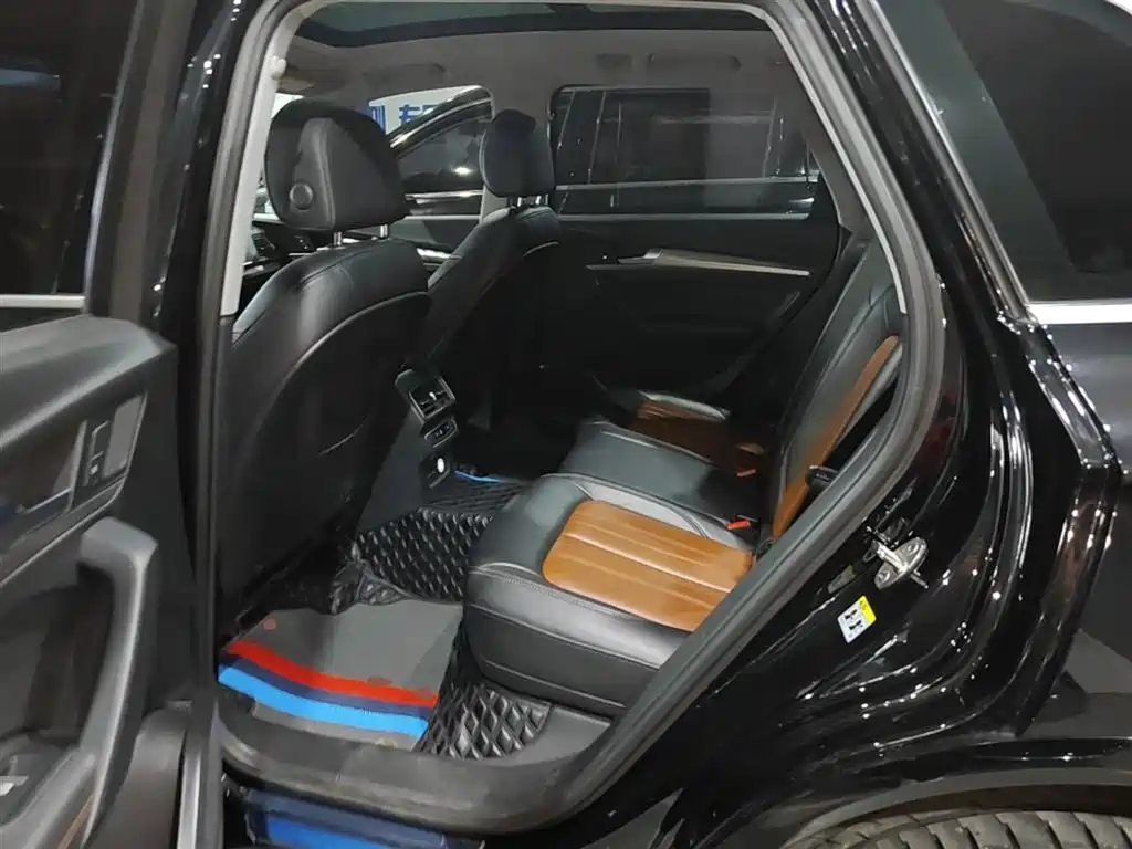 Audi Q5L 2020 45 TFSI Exclusive Fashion фото 17