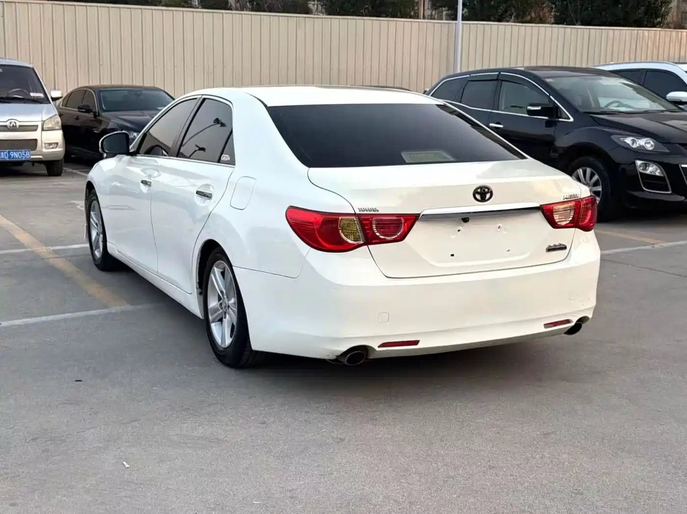 Toyota Reiz 2010 2.5S Elegance Elite Edition фото 6