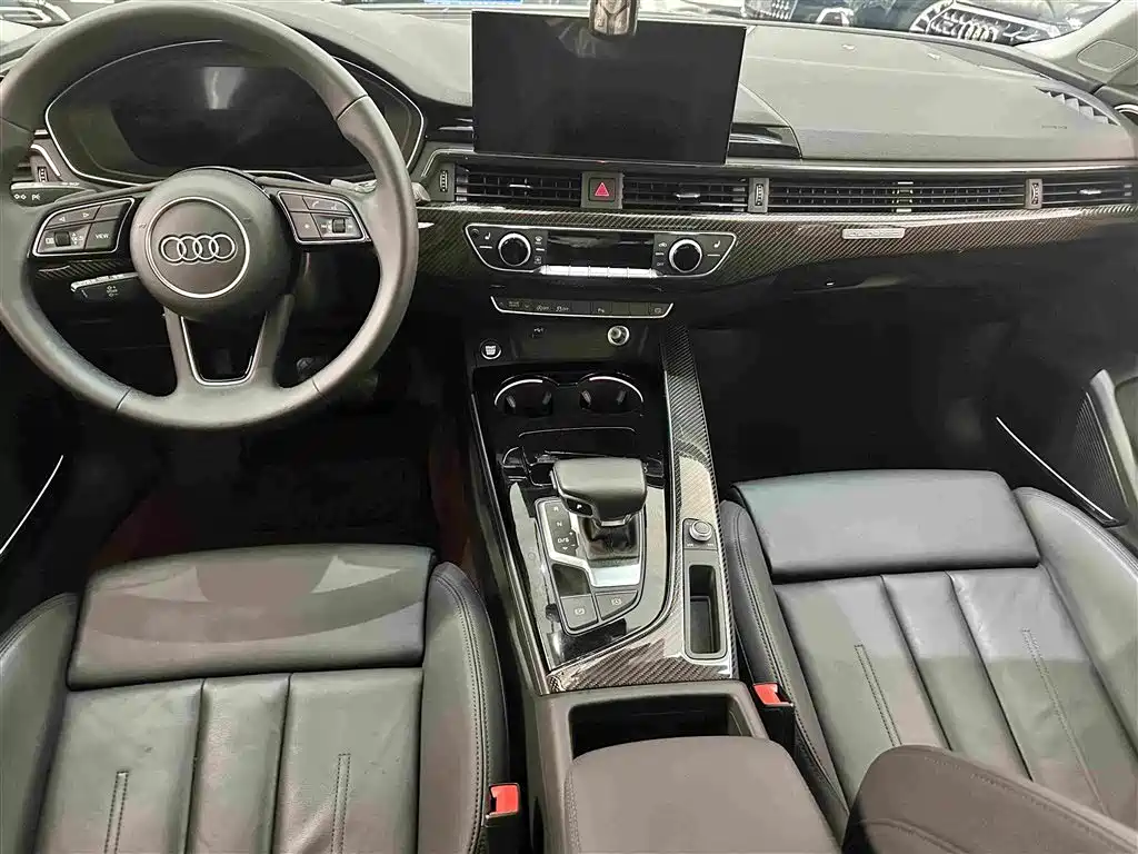 Audi A5 (Import) 2024 2024 Sportback 40 TFSI quattro Luxury Dynamic