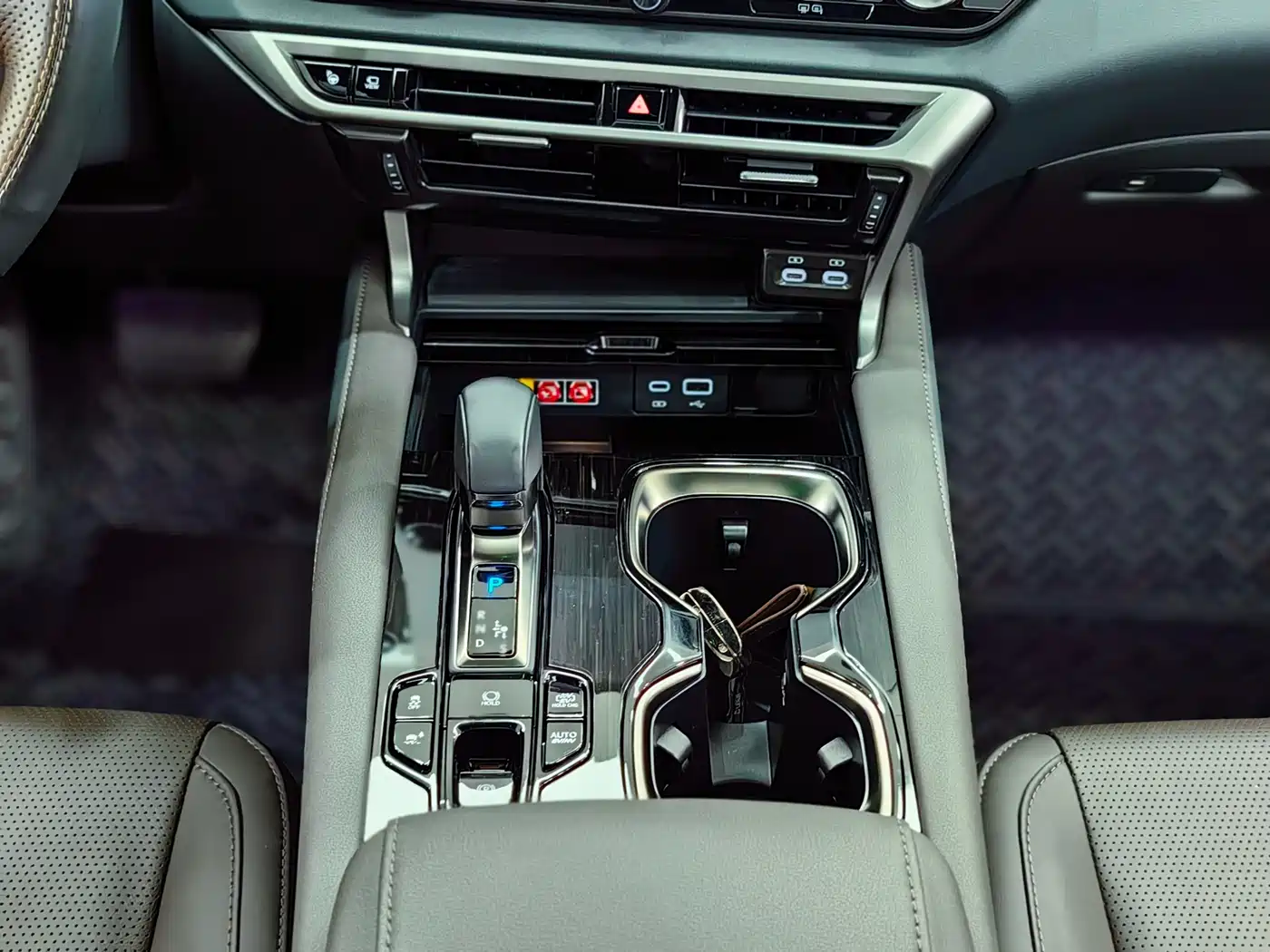 Lexus RX New Energy 2023 450h+ 4WD Enjoyment фото 9