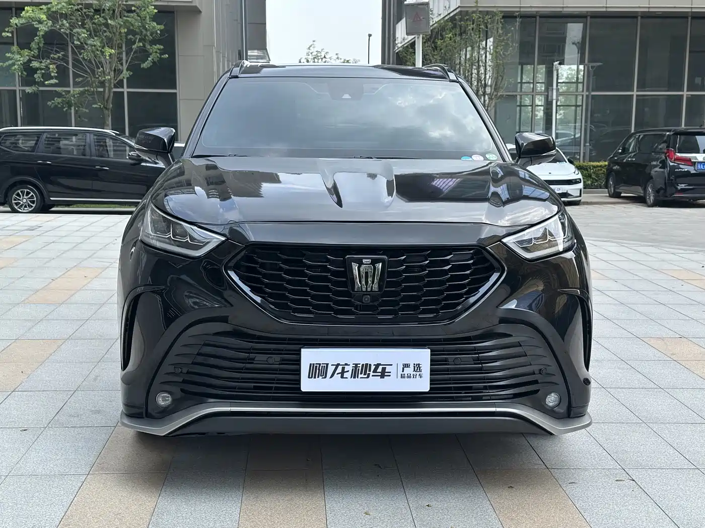 Toyota Crown Kluger 2024 2.5L HEV 4WD Flagship Edition фото 3