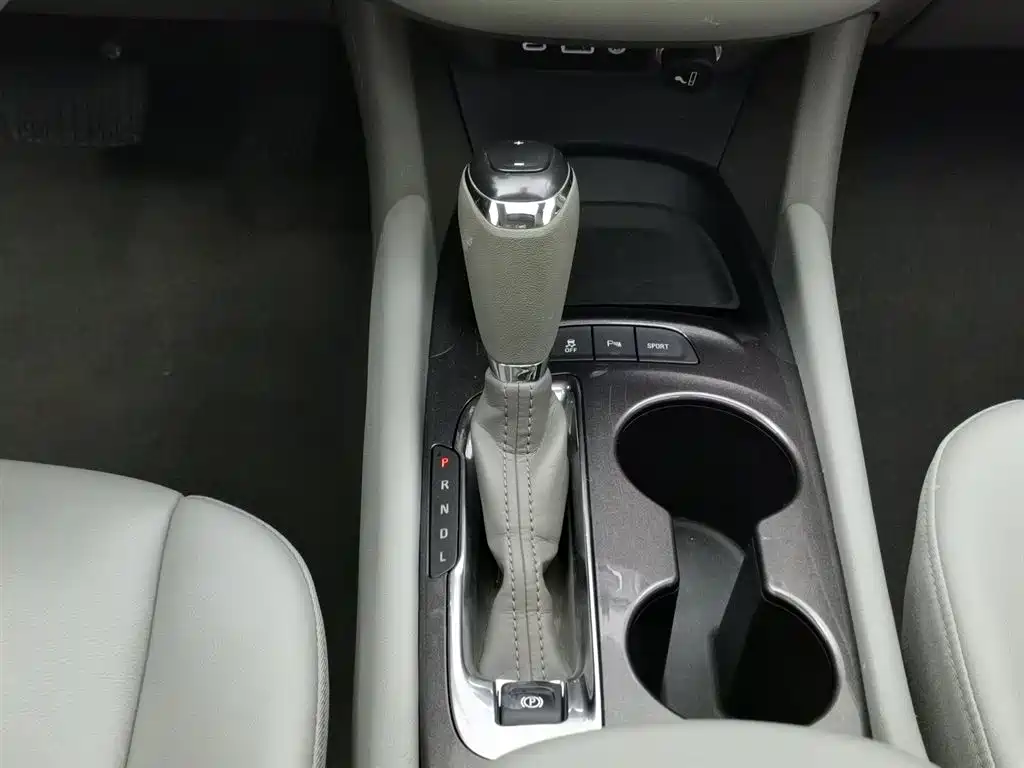 Chevrolet Malibu XL 2020 535T CVT Sharp Edition фото 13