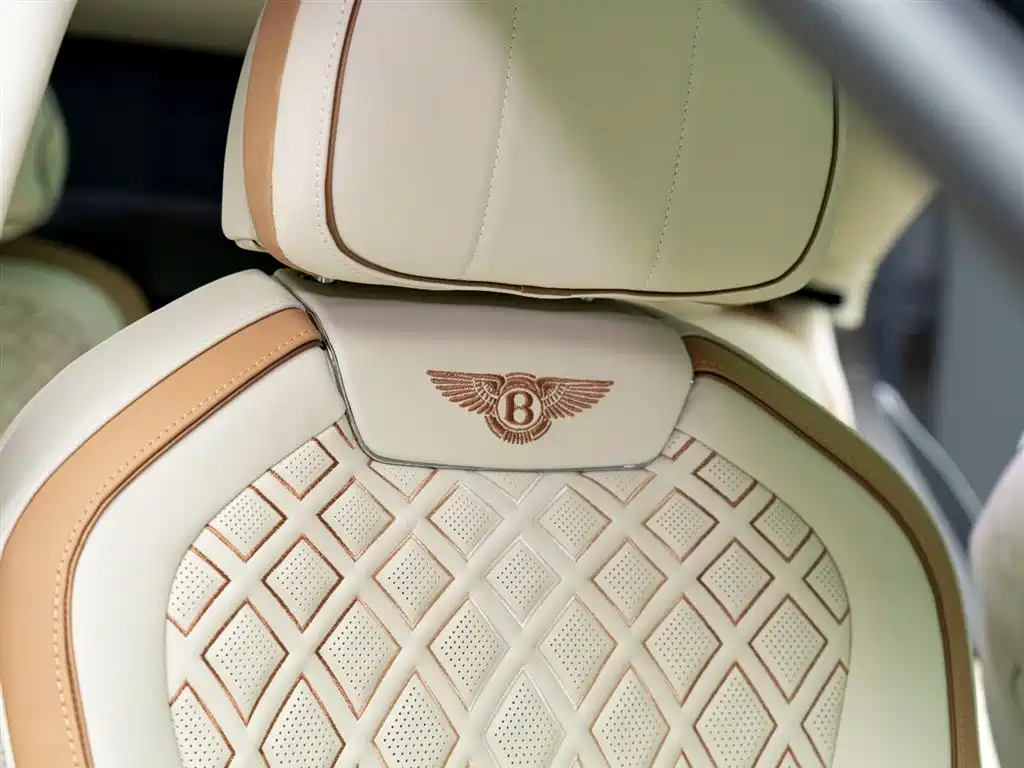 BENTLEY FLYING SPUR PLUG IN HYBRID