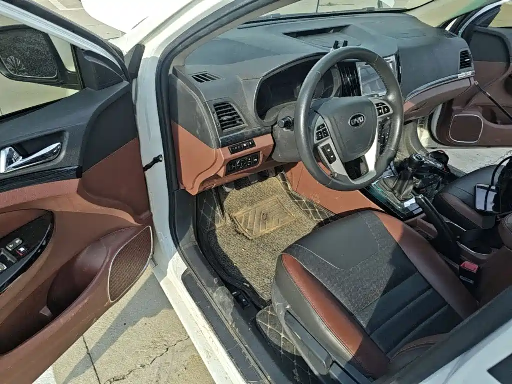 BYD Surui 2015 2015 1.5L Manual Luxury