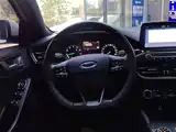Фото 15 - Ford Focus