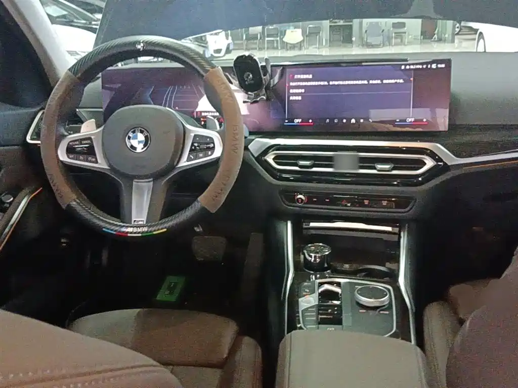 BMW 3 Series 2024 325Li M Sport Package фото 10