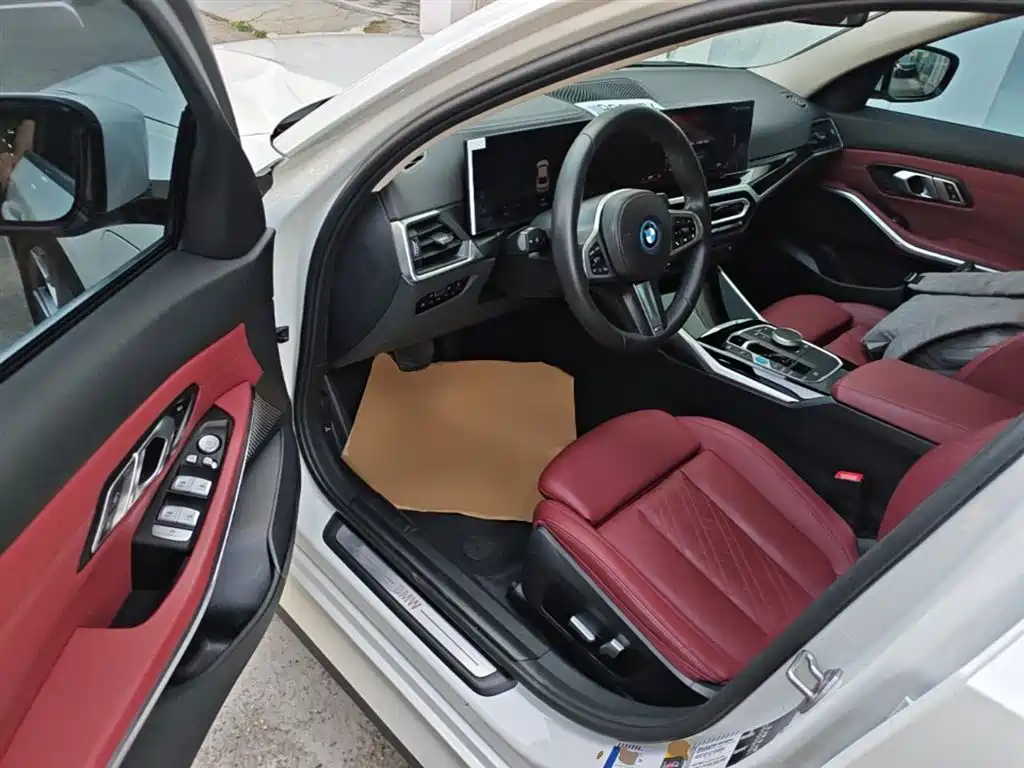 BMW i3 2022 eDrive 35 L фото 16
