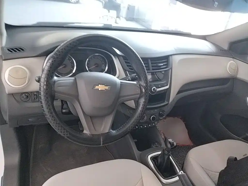 Chevrolet Sail 2018 Sail 3 1.3L Manual Comfort Sunroof фото 10