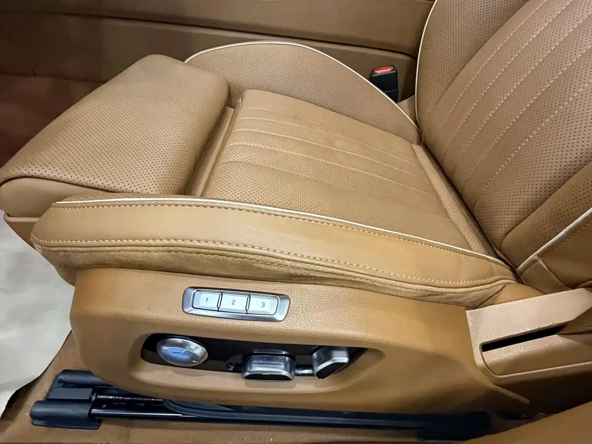 Hongqi H9 2020 2.0T Smart Connection Qi Xiang Edition фото 10