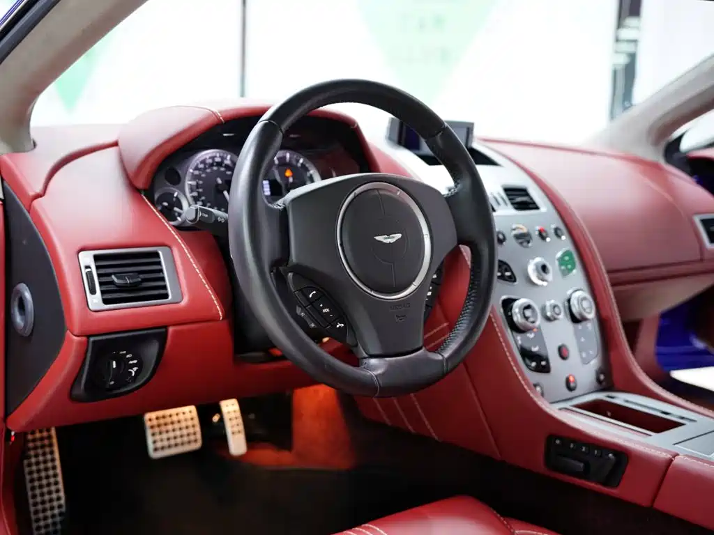 Aston Martin V8 Vantage 2017 2012 4.7L S Coupe