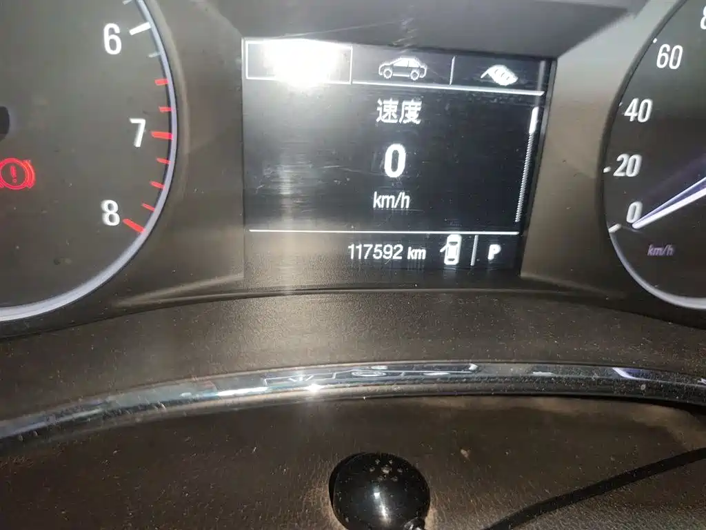Buick Encore 2016 18T Automatic 2WD Urban Leading фото 8