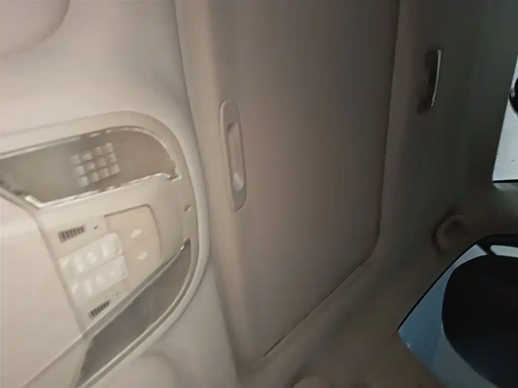 BYD Qin New Energy 2018 1.5T Smart Premium фото 18