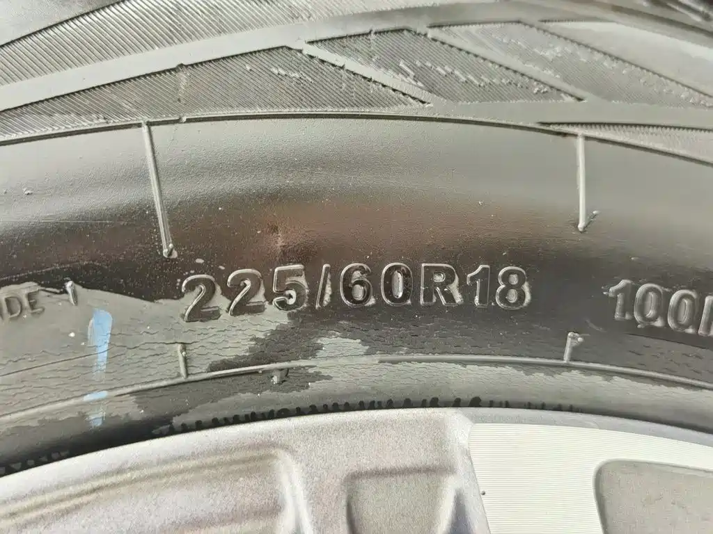 Photo 24 - Geely Atlas