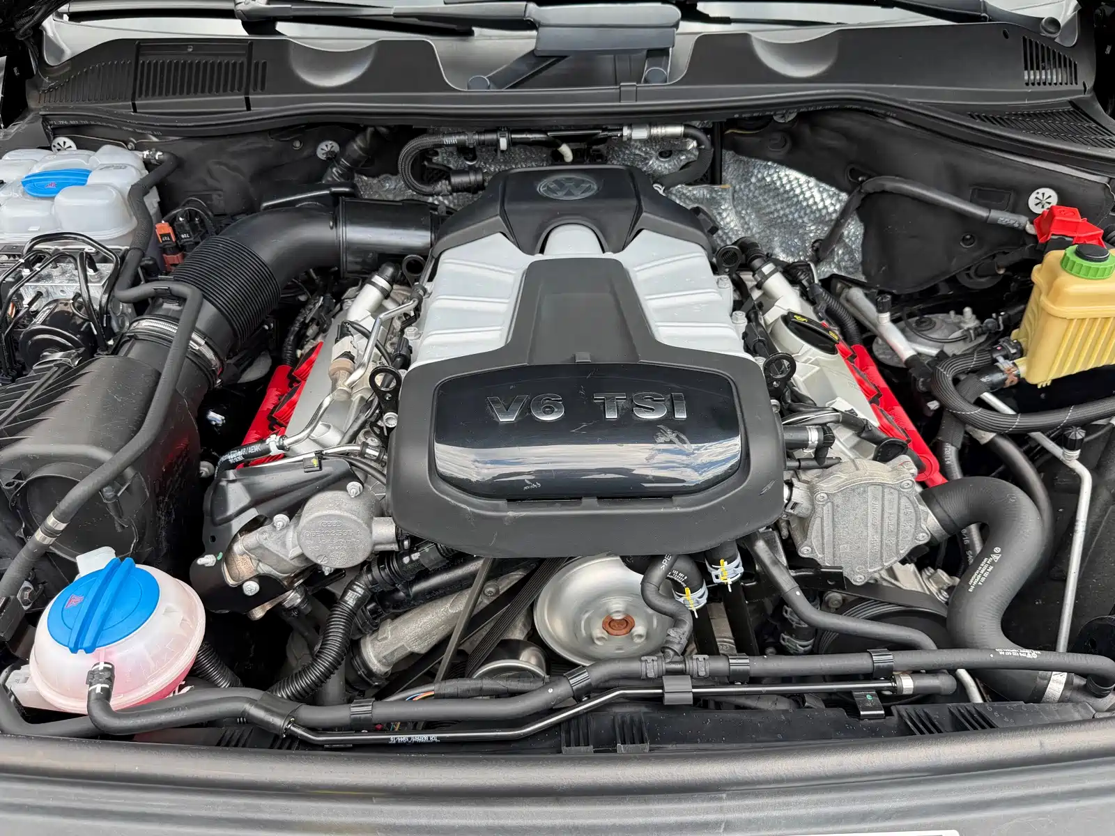 Фото 22 - Volkswagen Touareg