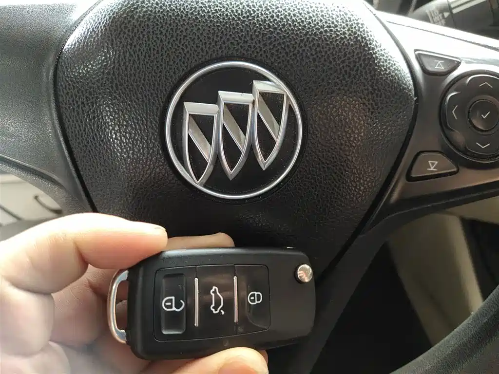 Buick Verano 2015 Sedan 15S Automatic Progressive фото 9