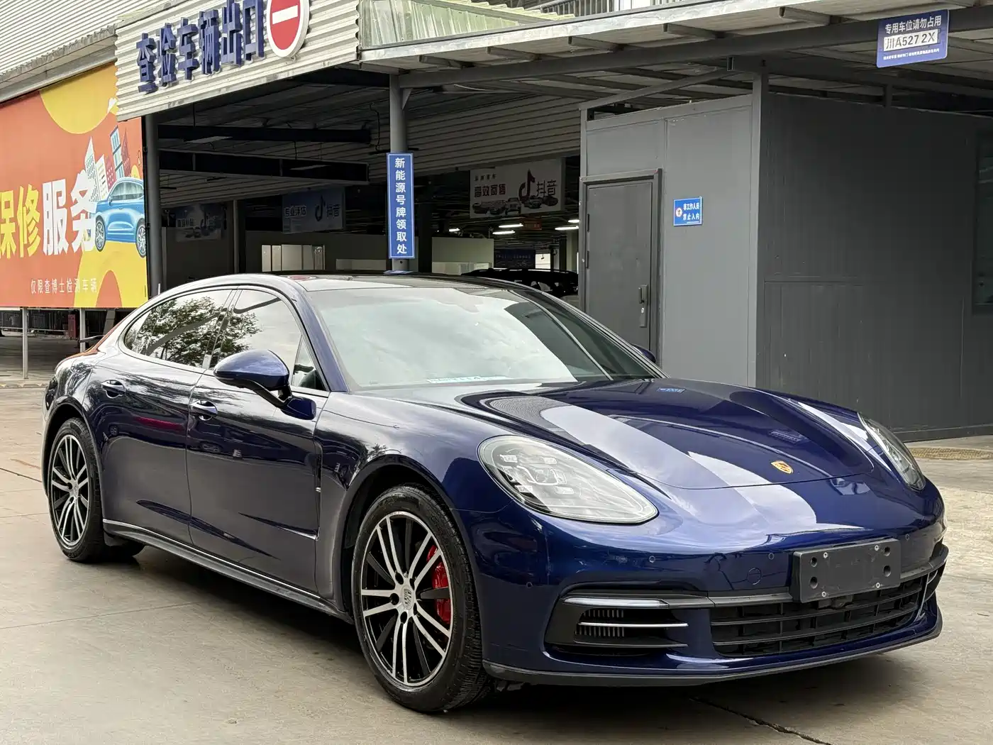 Porsche Panamera 2019 Panamera Executive Long Wheelbase 2.9T фото 3