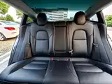 Фото 13 - Tesla Model 3