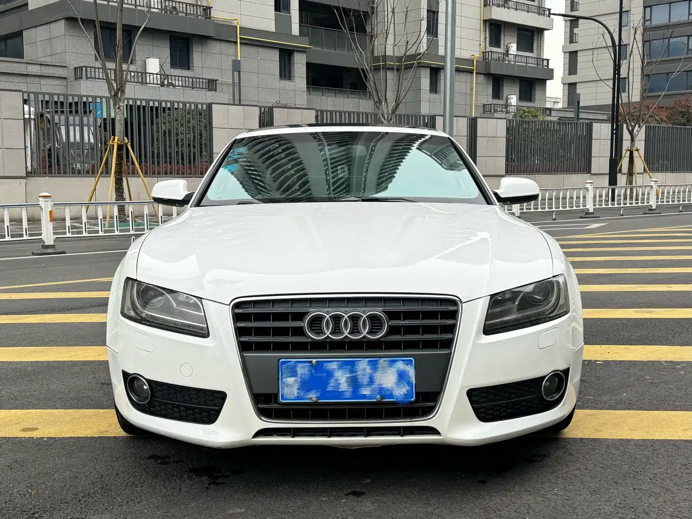 Audi A5 (Import) 2009 2.0TFSI coupe фото 16
