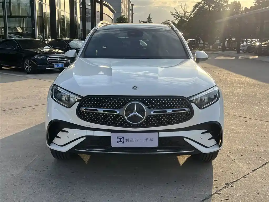 Mercedes-Benz GLC 2024 GLC 300 L 4MATIC Dynamic 5-seater фото 2