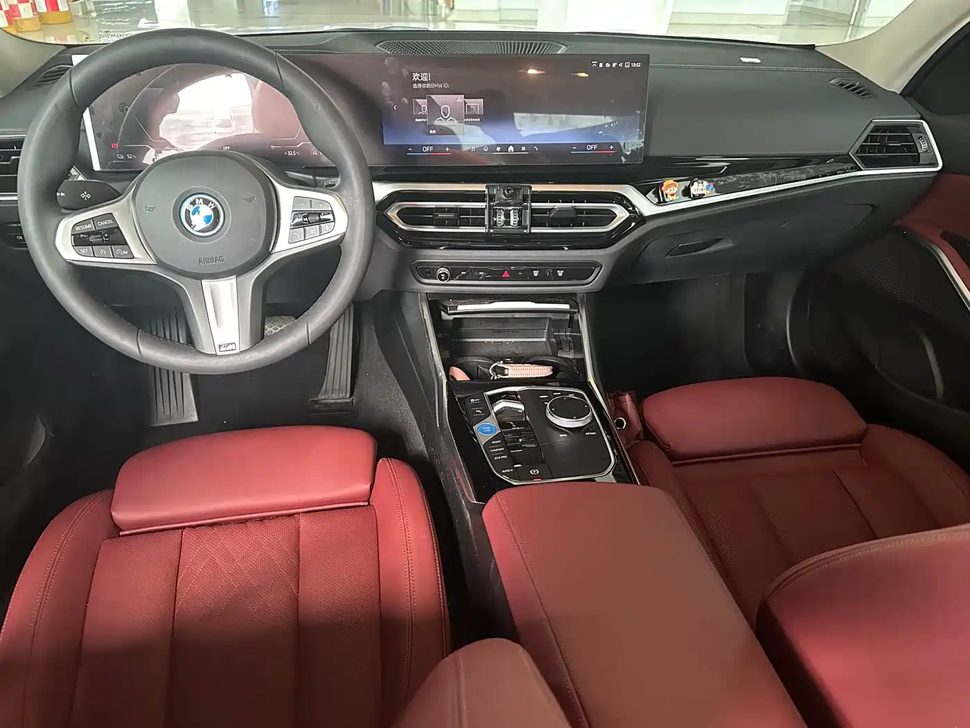 BMW i3 2024 eDrive 35 L фото 14