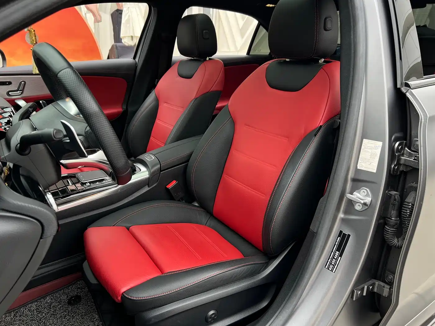 Mercedes-Benz A-Class AMG 2020 AMG A 35 L 4MATIC фото 23
