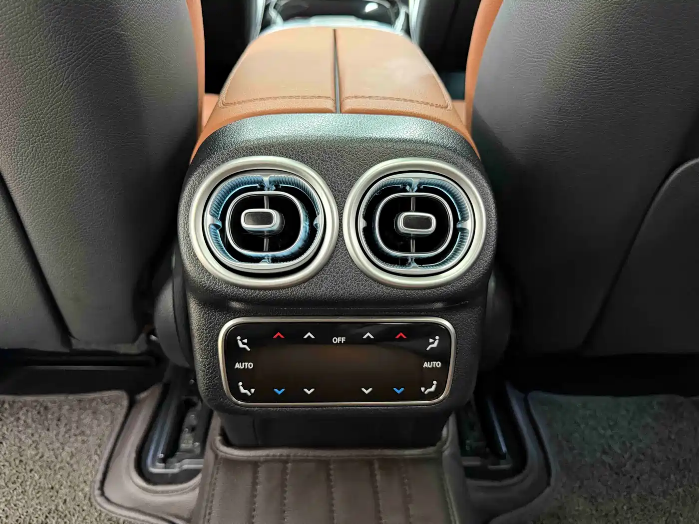 Mercedes-Benz GLC 2025 2025 GLC 300 L 4MATIC Dynamic 5-seater