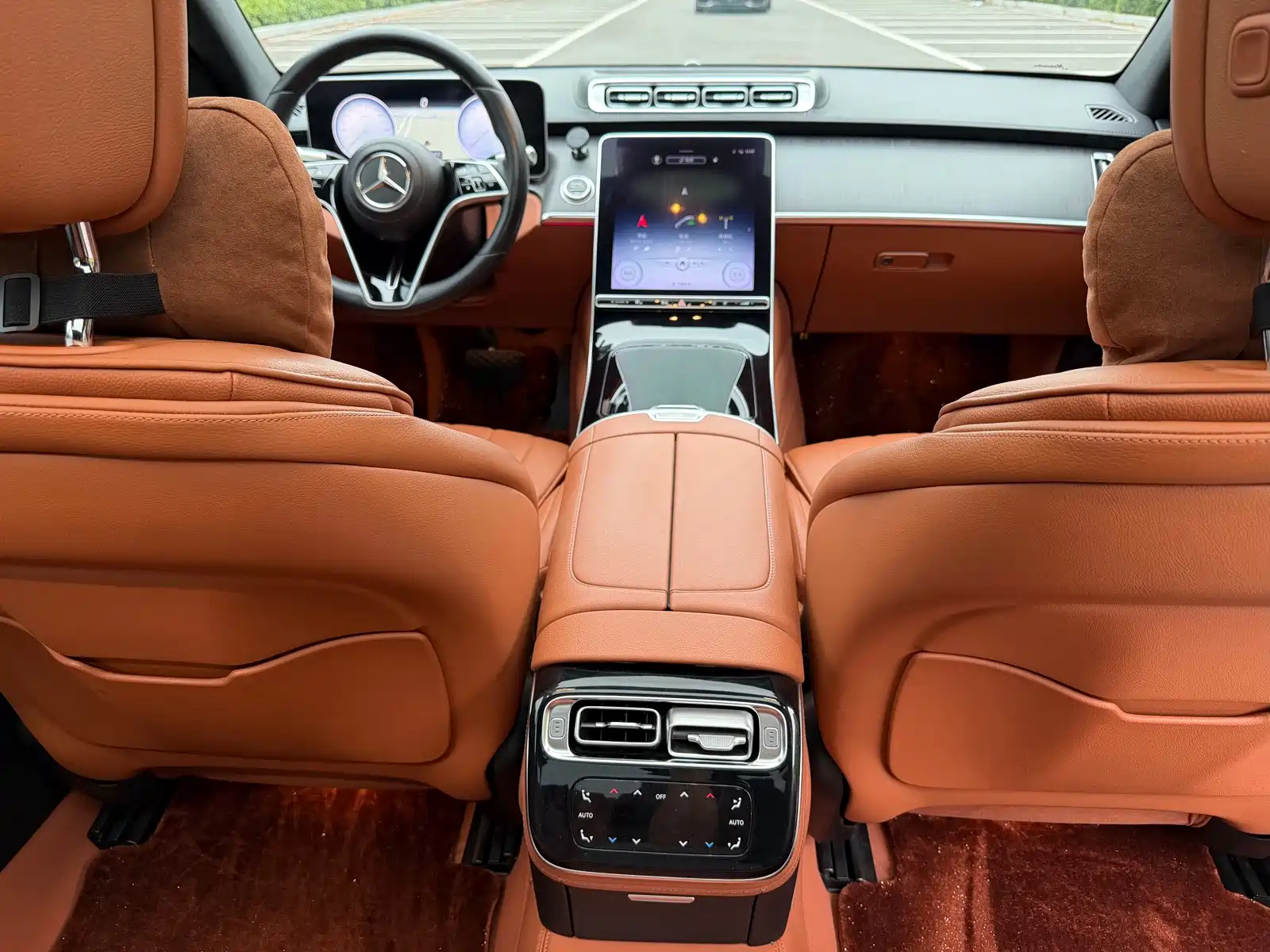 Фото 9 - Mercedes-Benz S-Class