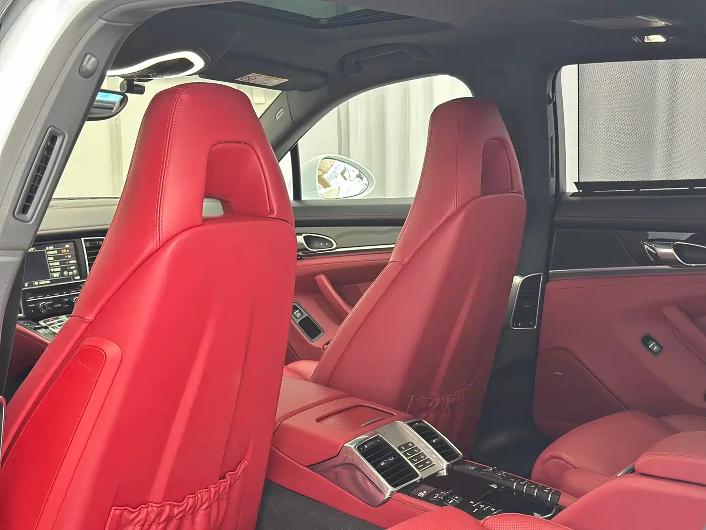 Porsche Panamera 2016 Panamera 4 Executive Edition 3.0T фото 35
