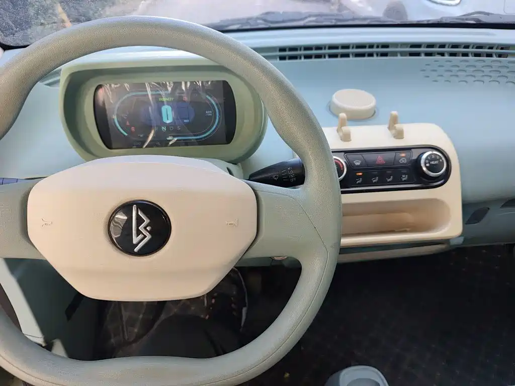 Lingbao Auto Lingbao Uni 2022 2022 Super Sweet Edition
