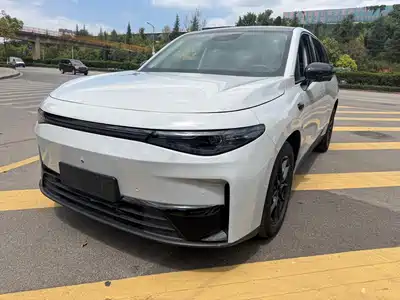 Leapmotor C10