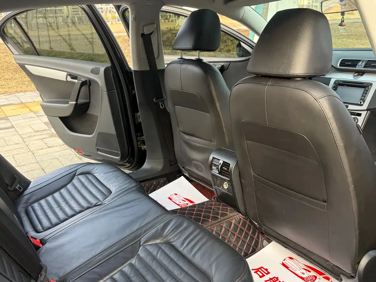 Volkswagen Magotan 2015 1.8TSI Leading фото 12