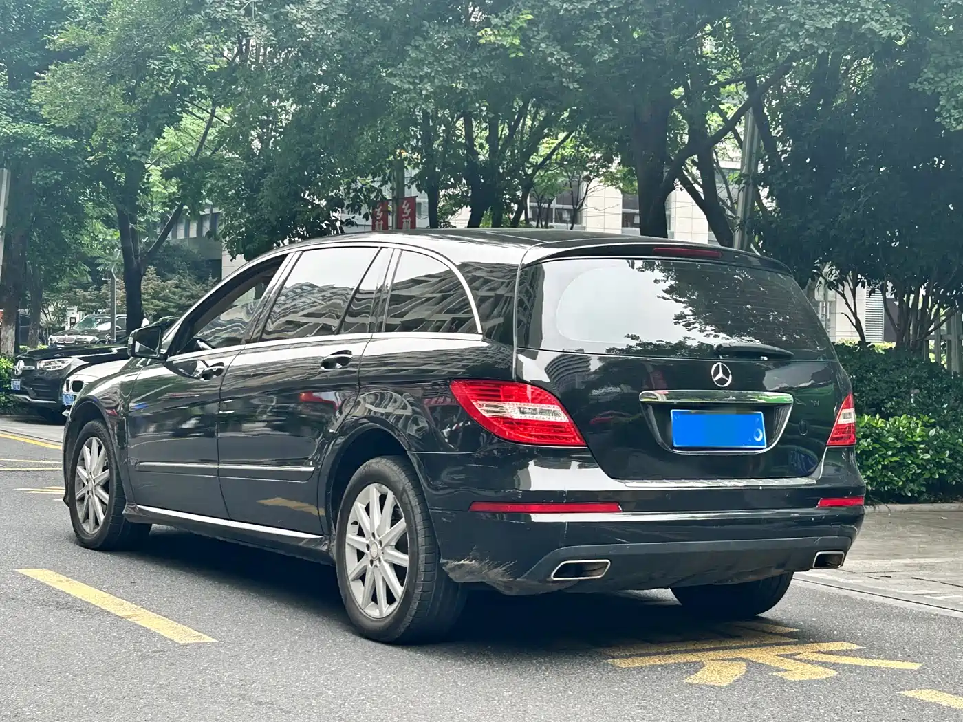 Mercedes-Benz R-Class 2011 R 350 L 4MATIC фото 4
