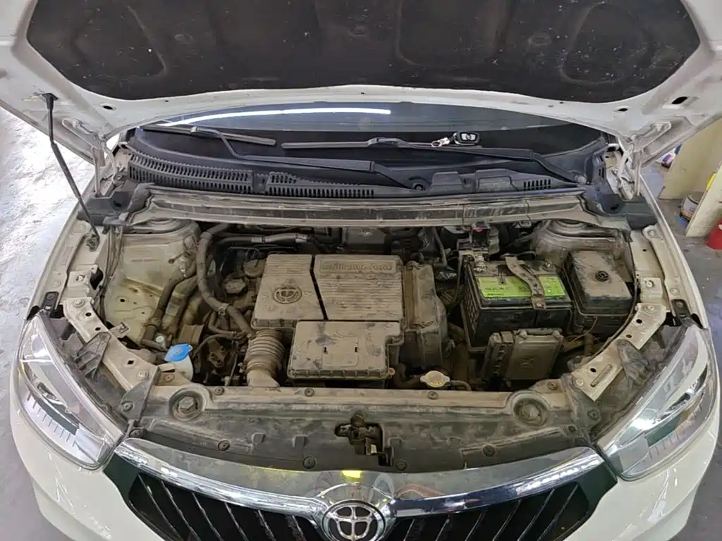 Фото 20 - Zhonghua V3