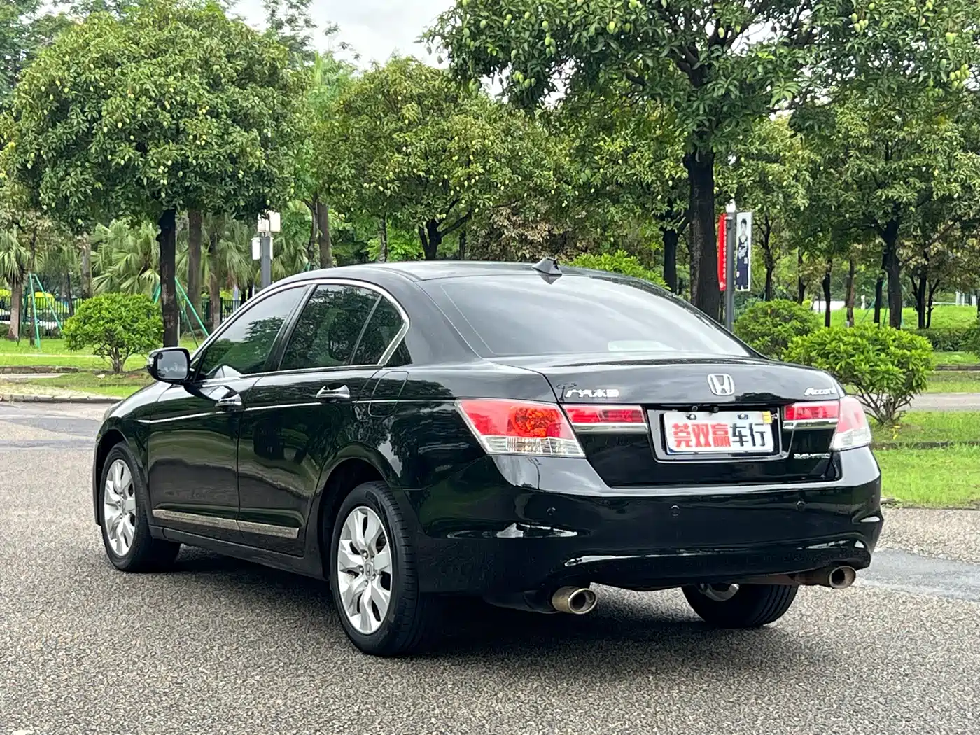 Фото 5 - Honda Accord