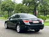 Фото 5 - Honda Accord