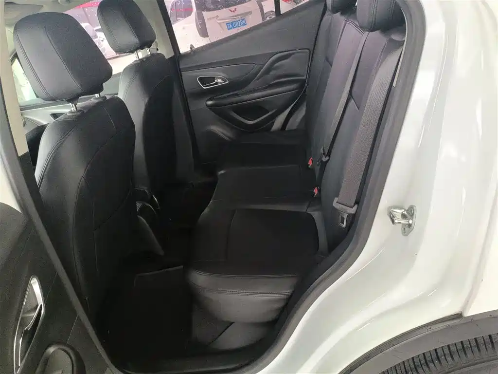 Buick Encore 2015 1.4T Automatic 2WD Urban Elite фото 17