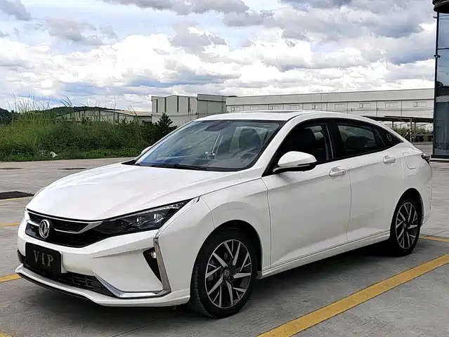  Dongfeng Aeolus Yixuan 2020 230T Automatic Xuanyue Edition