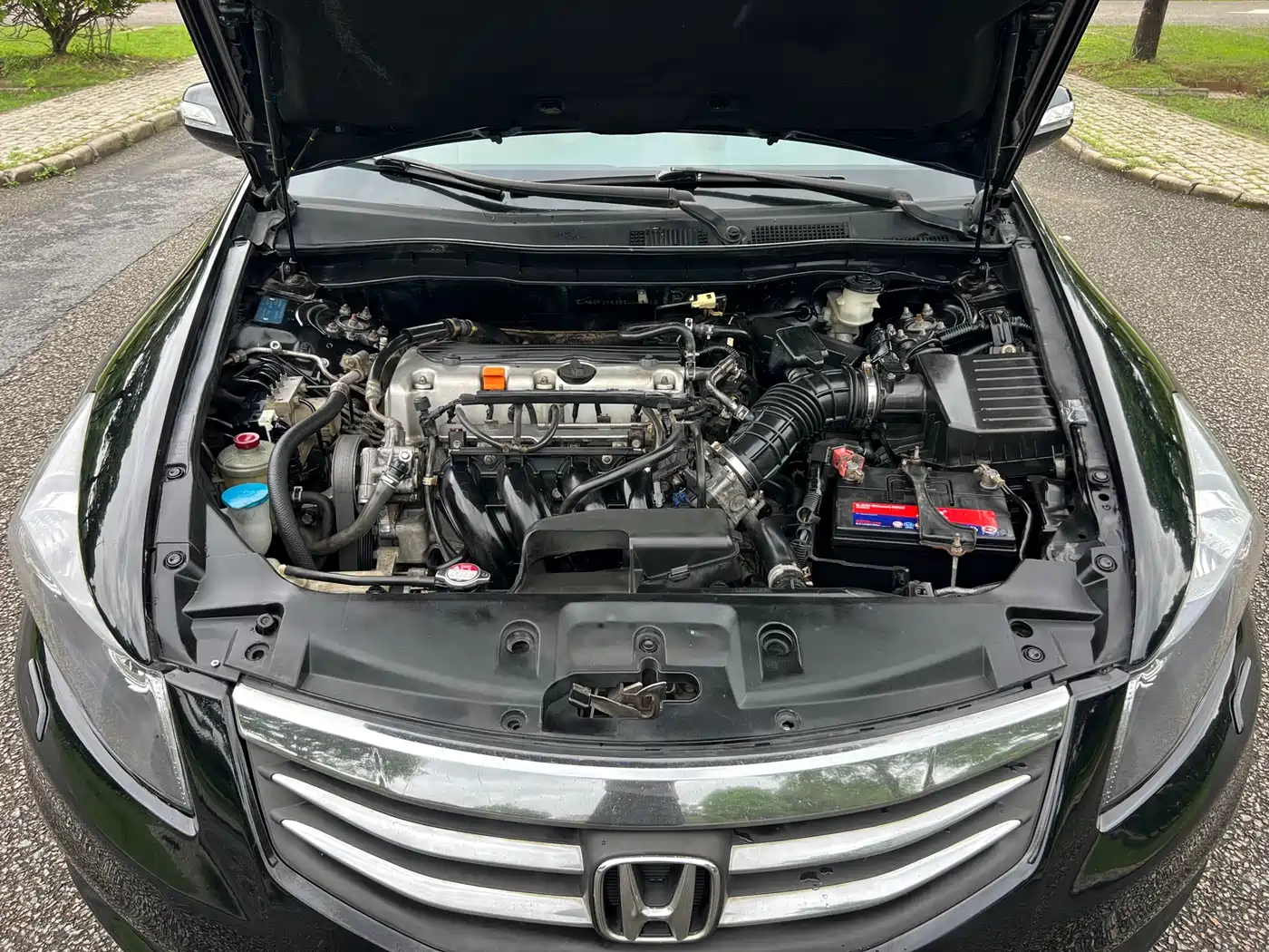 Фото 18 - Honda Accord
