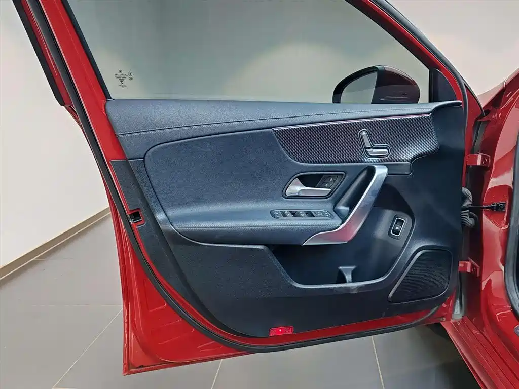 Mercedes-Benz A-Class 2020 Facelift A 200 L Sport Sedan Fashion фото 14