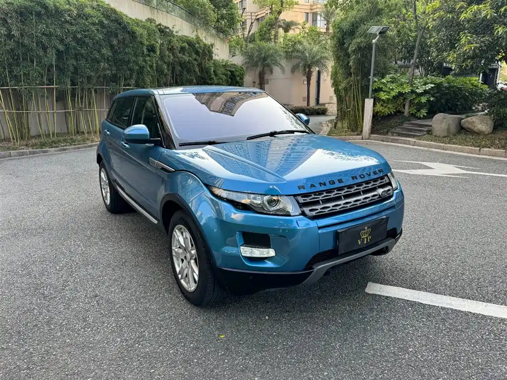 Land Rover Range Rover Evoque (Import) 2014 2.0T 5-door Brilliance Premium фото 8