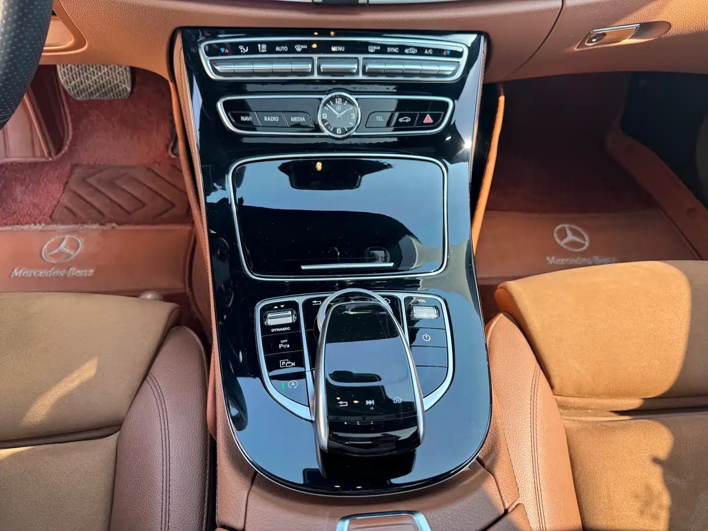 Mercedes-Benz E-Class 2017 E 200 Sport фото 17