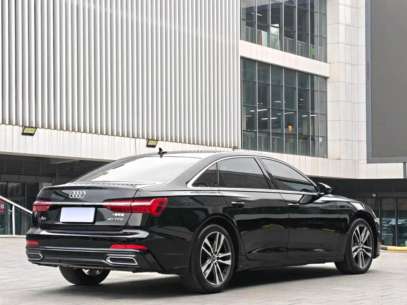 Audi A6L 2019 40 TFSI Luxury Dynamic фото 15