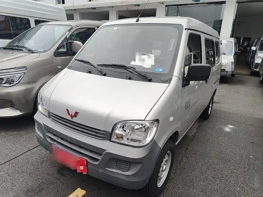 Wuling Motors Wuling Zhiguang 2023 1.5L Utility 5/7-seater