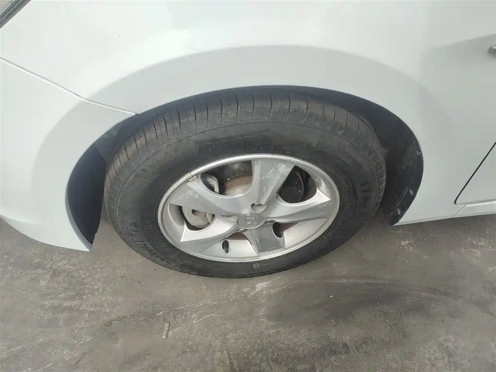 Hyundai Verna 2014 1.4L Automatic Smart GLS фото 23